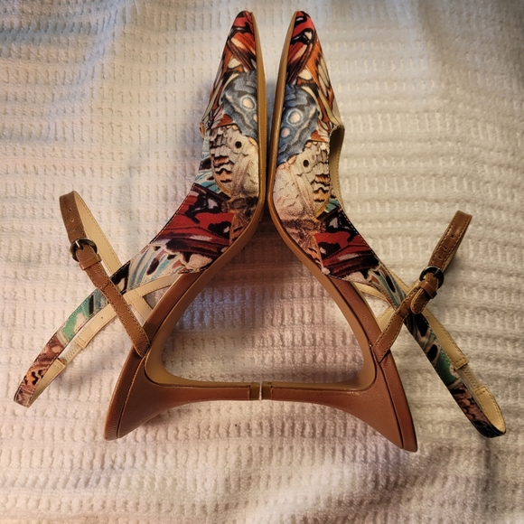 NINE WEST MULTICOLOR MARGOT BUTTERFLY PRINT SLING BACK SHOE - Picture 9 of 16
